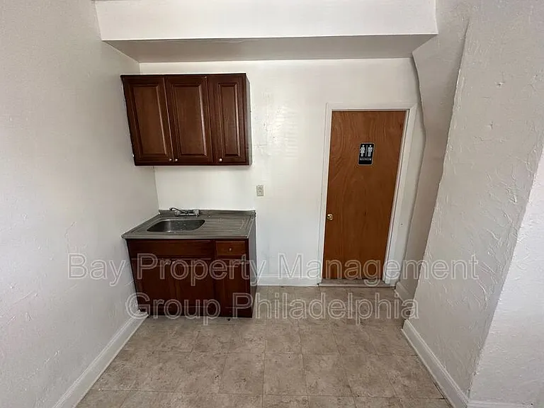 341 W Girard Ave #COMMERCIAL — Photo 16