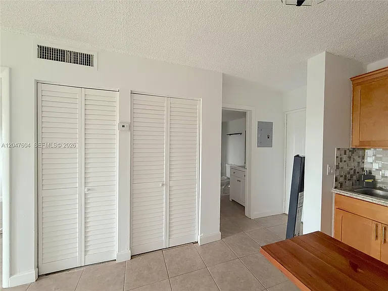 8260 SW 210th St #315 — Photo 6