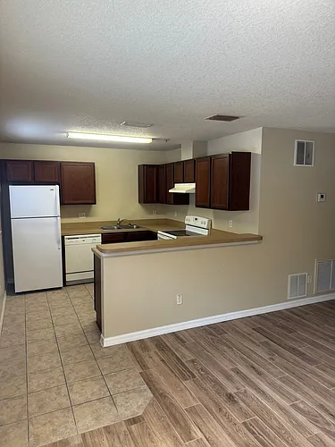 414 Laurie Ln #1 Photo 1