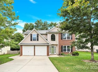 955 Wind Carved Ln, Monroe, NC 28110