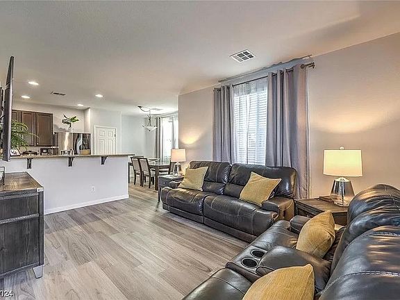 4th image of 7717 Pista Way