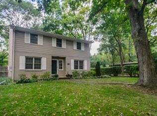 3184 Sunnywood Dr, Ann Arbor, MI 48103