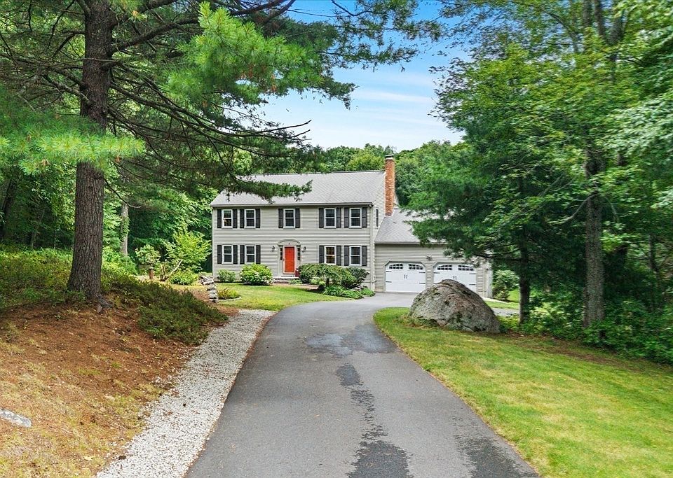 1st image of 3 Leone Ln