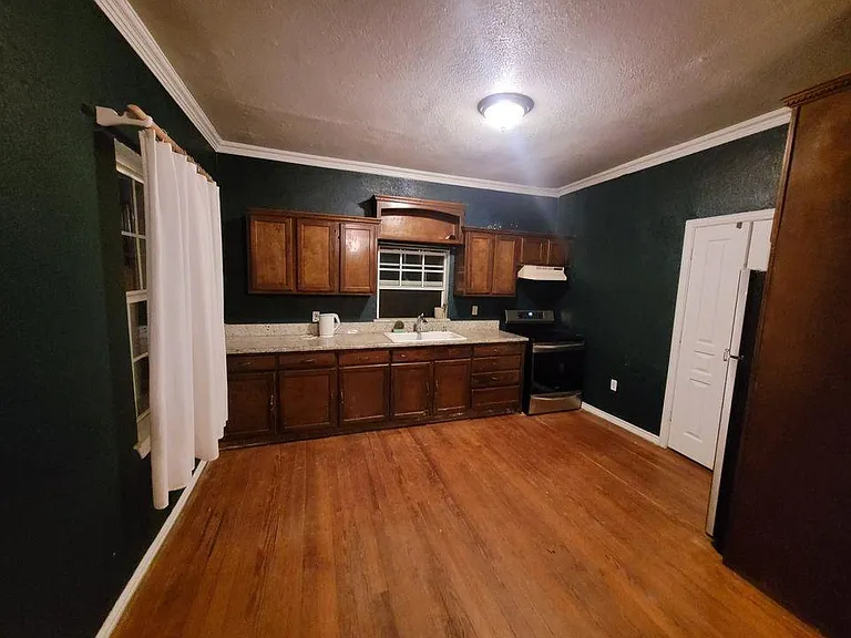 410 Ann Ave — Photo 7