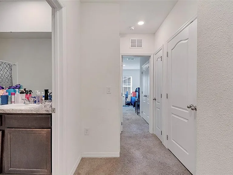1394 Yellow Finch Dr — Photo 69