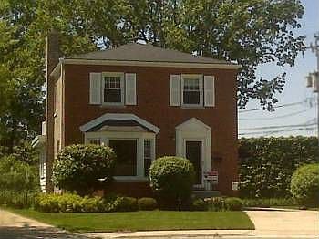 1st image of 4218 N Claremont Ave