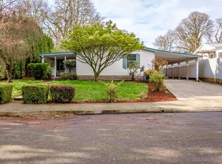 11652 Warbler Ln NE, Aurora, OR 97002