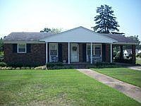 1st image of 423 Carolina Dr