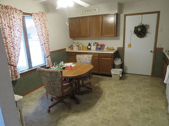 4th image of 504 Samantha Cir