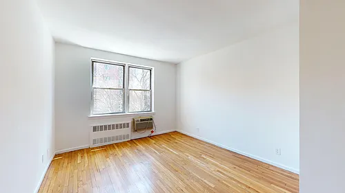 1483 1st Ave #3E Photo 1