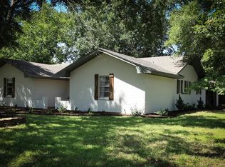 1016 Mockingbird St, Stephenville, TX 76401