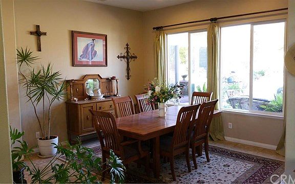 4th image of 23898 Huntington Ct