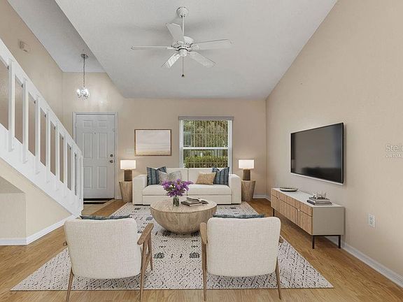 2nd image of 1084 MEADOWOOD POINTE ROAD