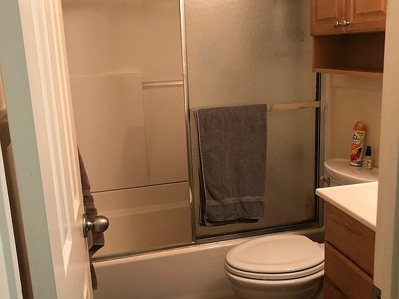 3rd image of 1901 Prytania St APT 18