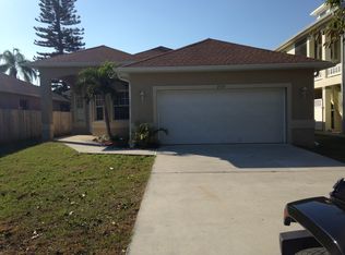 2125 Davis Blvd, Fort Myers, FL 33905