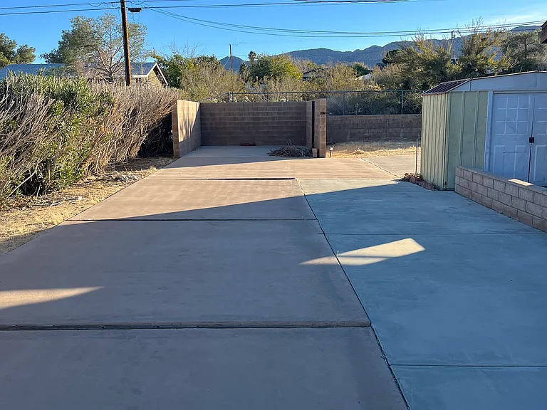 61449 Desert Air Rd #A — Photo 14