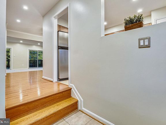 3rd image of 10712 Pine Haven Ter