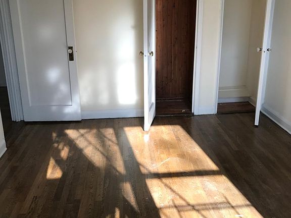 2nd image of 93 Glenwood Ave