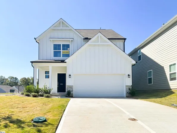 601 Columbus Cir, Simpsonville, SC 29680