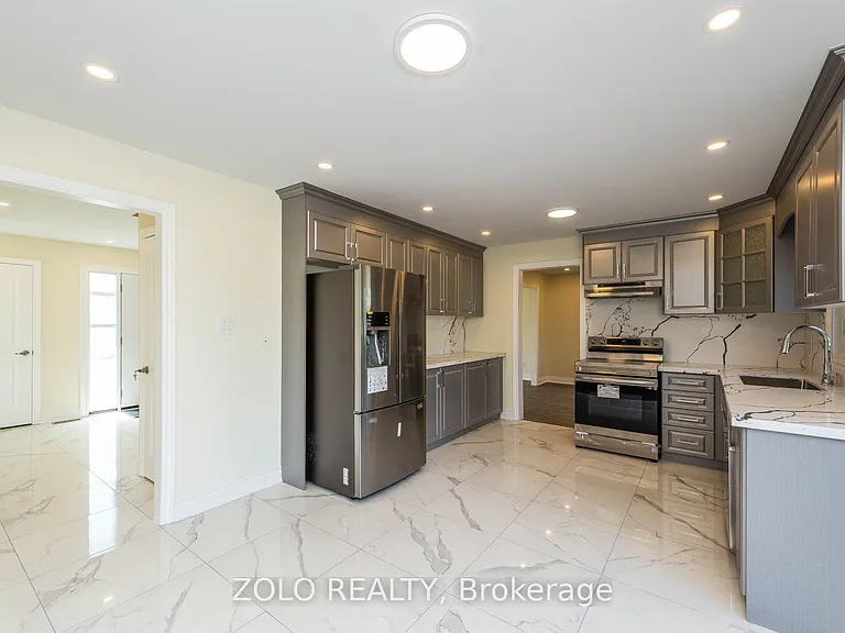 45 Hilda Rd — Photo 8
