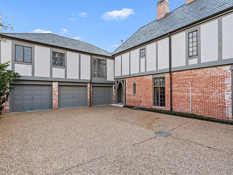 3325 Inwood Dr — Photo 44