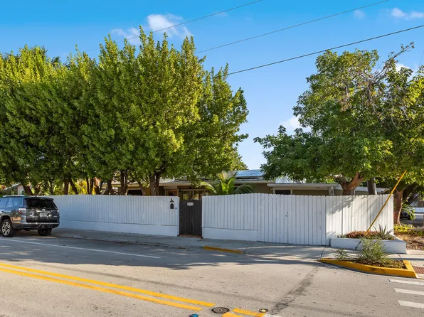 1221 20th St, Key West, FL 33040