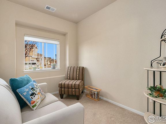 3rd image of 4415 Deyo Pl