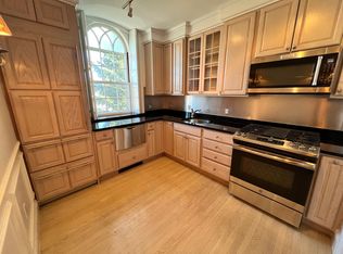375 Lloyd Ave APT 3A, Providence, RI 02906