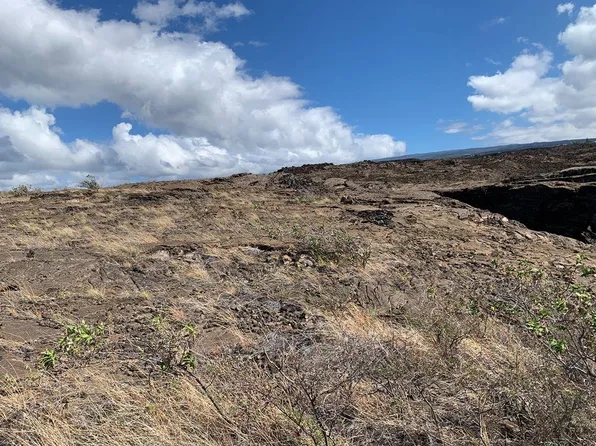 Menehune Dr Lot 8, Captain Cook, HI 96704