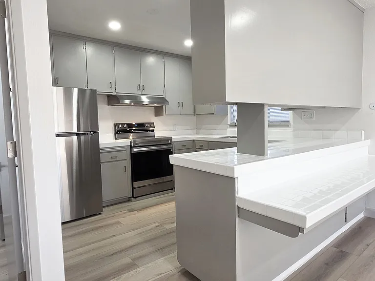 5994 Lake Crest Way #29 — Photo 3