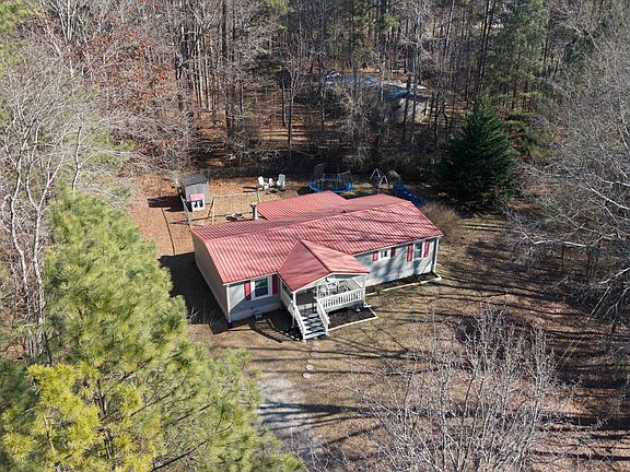 4th image of 6 Cherokee Cir