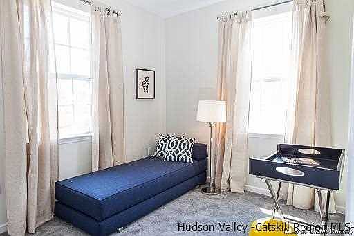 4th image of 604 Commons Ln #604