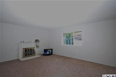 5th image of 4833 Agnes Ave Unit C