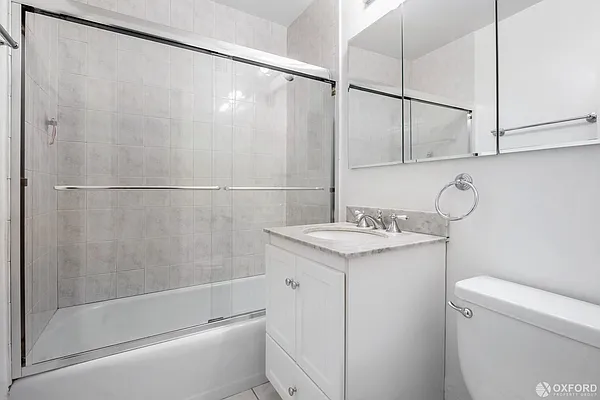 Rented by Oxford Property Group | media 21