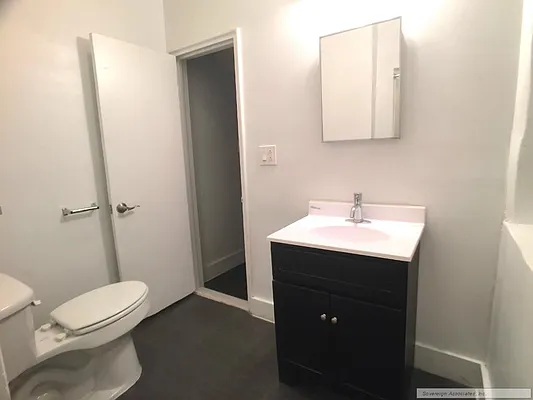 Rented by Sovereign Associates | media 12