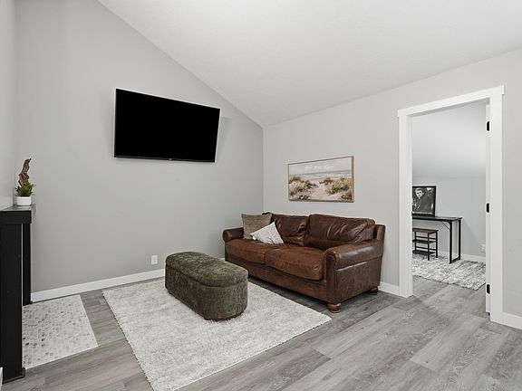 5th image of 3103 W Westcove Dr S