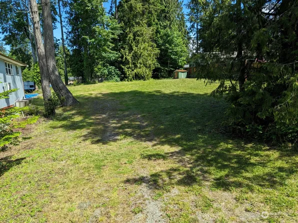 1423 Ridge Drive, Camano Island, WA 98282