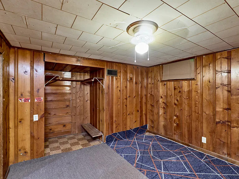 10900 Saint Boniface Ln — Photo 23