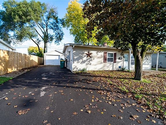 3rd image of 325 Rawson Dr