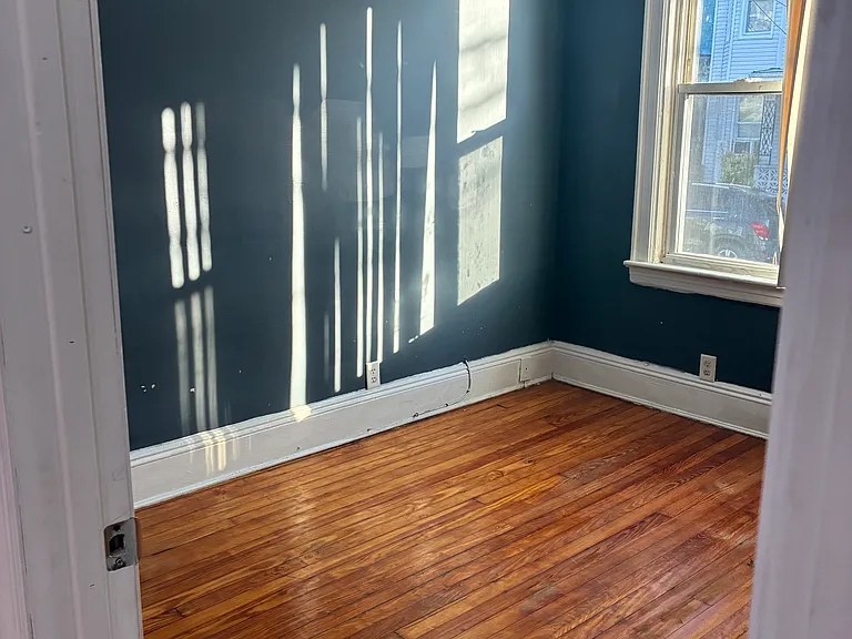 314 Pearsall Ave #1 — Photo 3