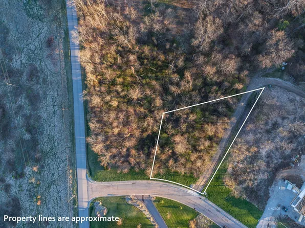 4 Larsons Way, Athens, OH 45701