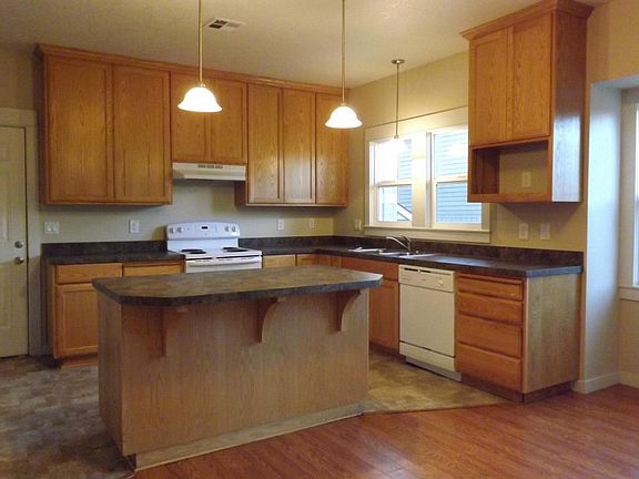 Island and ample counter space