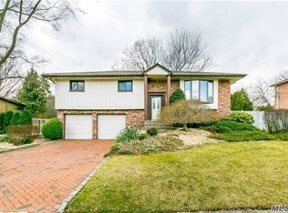 3 Madison Ave, Jericho, NY 11753
