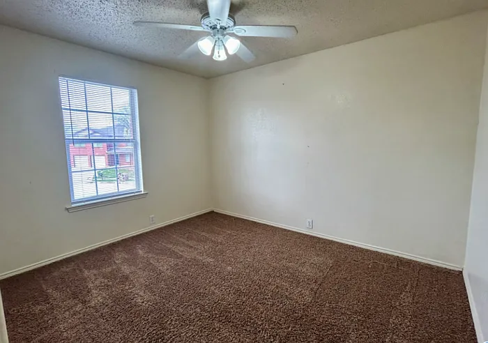 3109 Pinehurst Ct — Photo 17