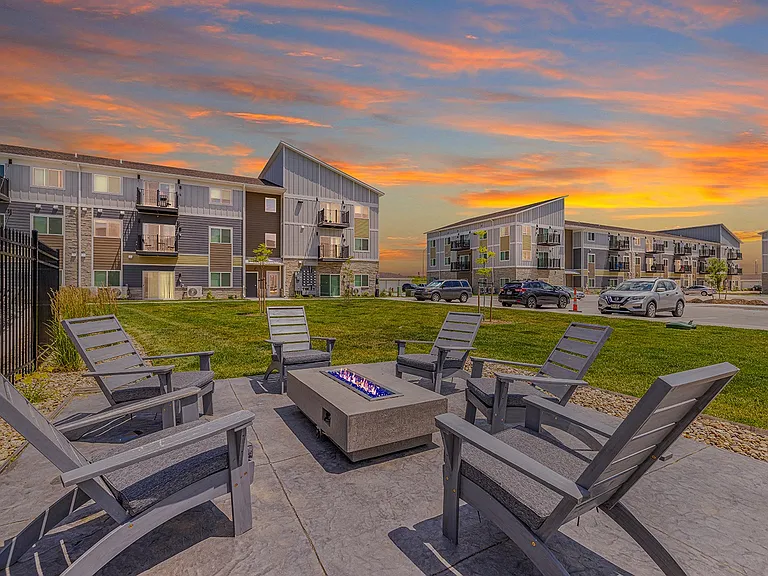 Village West Apartments — Photo 12