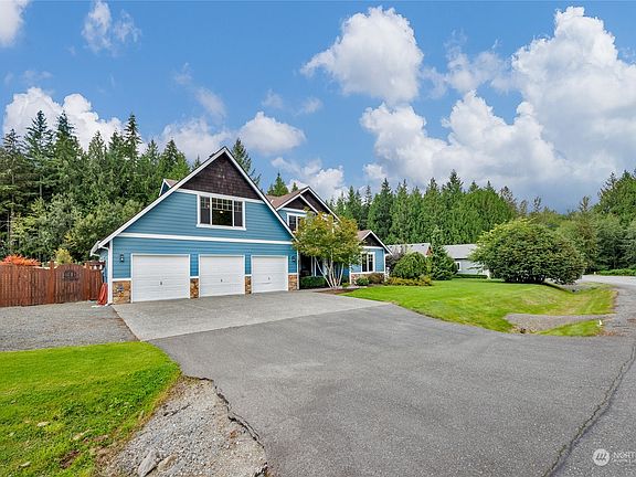 3rd image of 7424 110th Avenue NE
