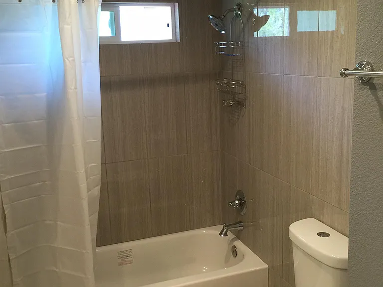 11233 Sauk River Ct — Photo 14