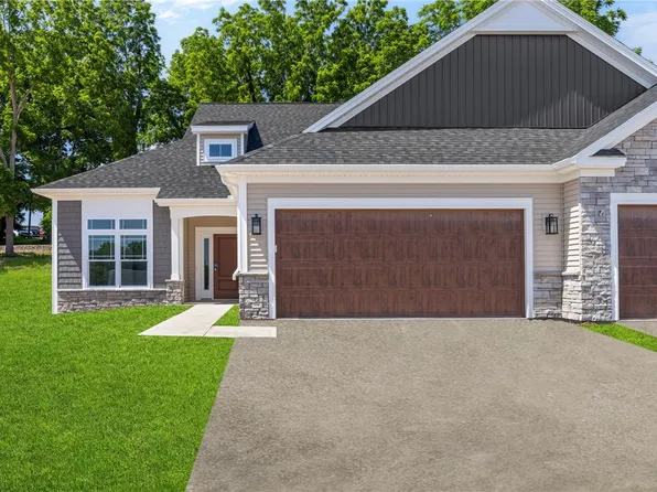 25 Eagle Holw, Penfield, NY 14526