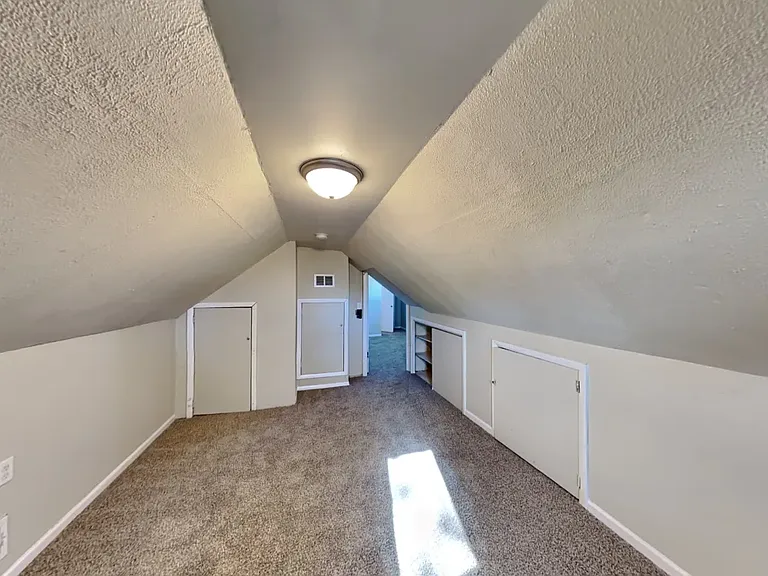 1818 N 38th Ave — Photo 11