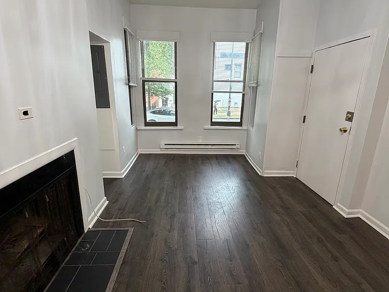 1017 P St NW #B — Photo 2